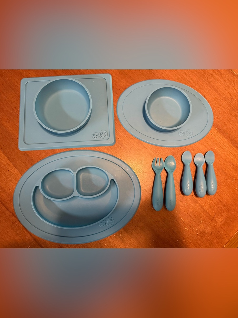 EZPZ Silicone Suction Baby Plates/Placemats